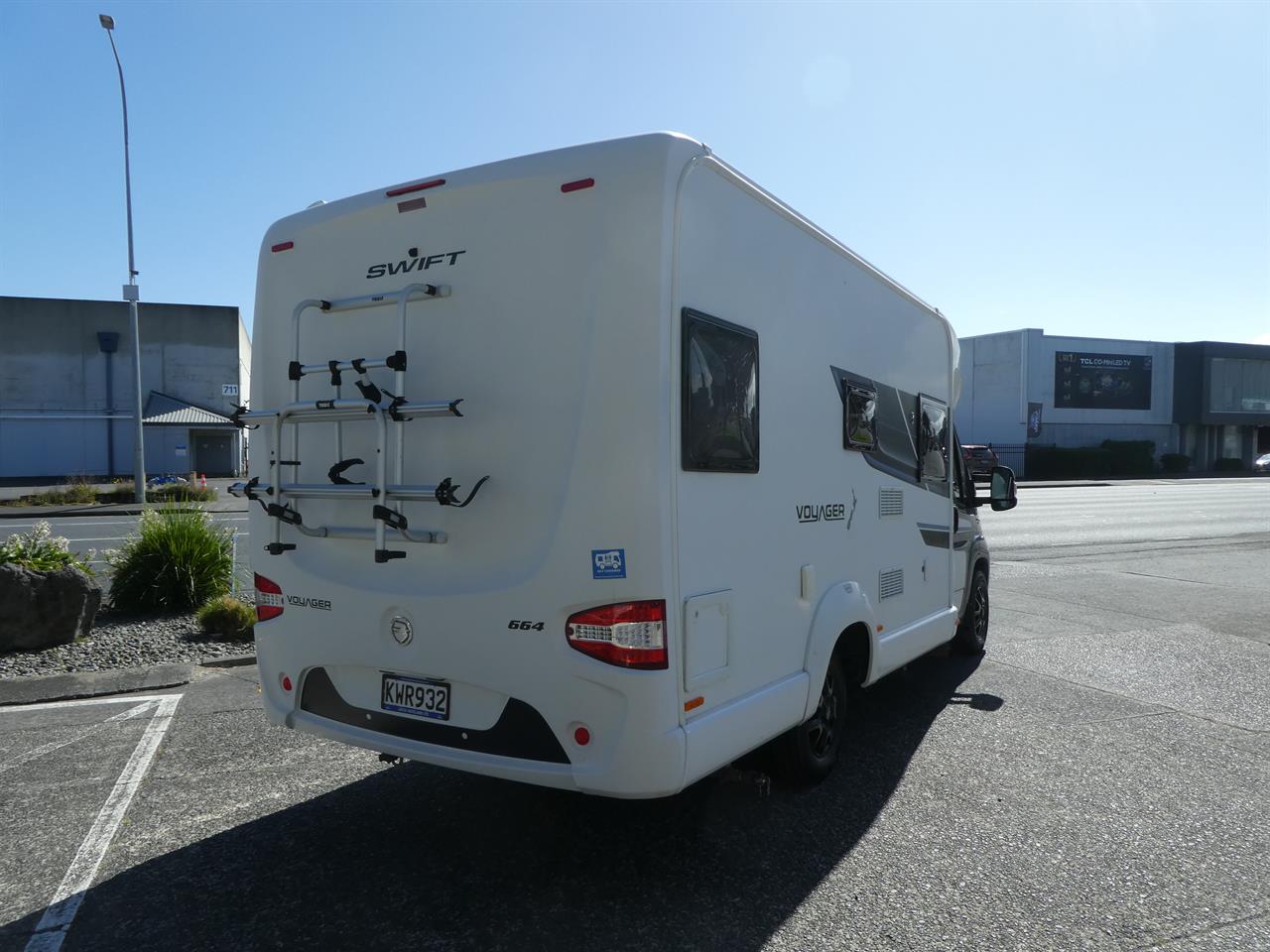 200058ed-0381-4b91-9abe-84f9759ef2b5-3