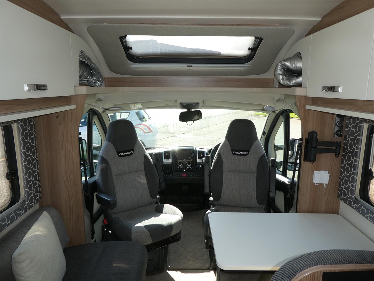 200058ed-0381-4b91-9abe-84f9759ef2b5-5