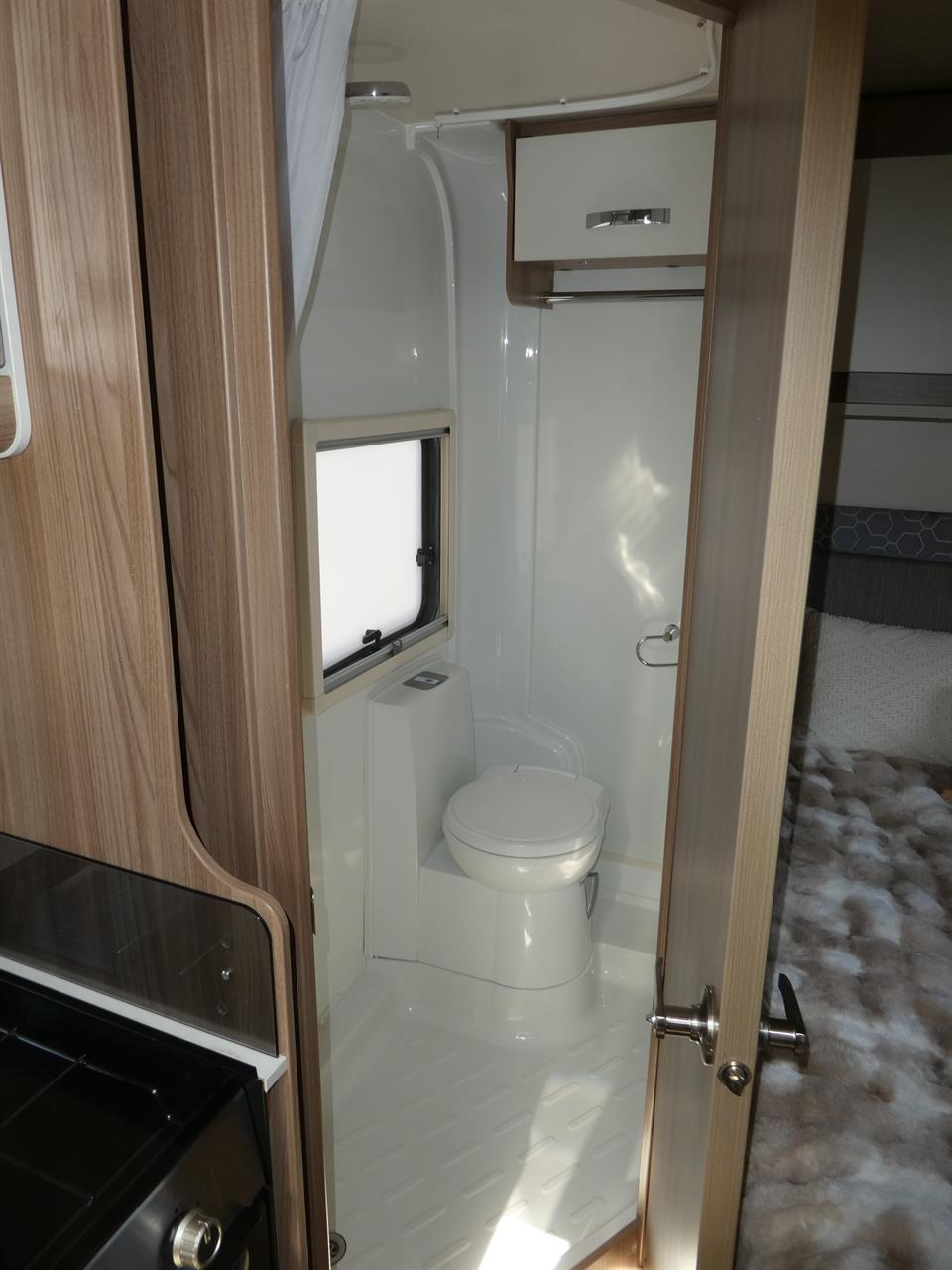 200058ed-0381-4b91-9abe-84f9759ef2b5-9