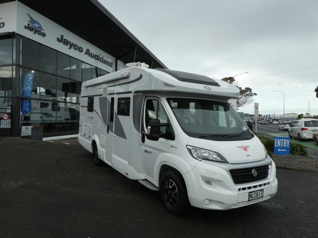 Vehicles 4 4daa8c90 9d07 4b5e 8c9e 6fae7413a69f 1