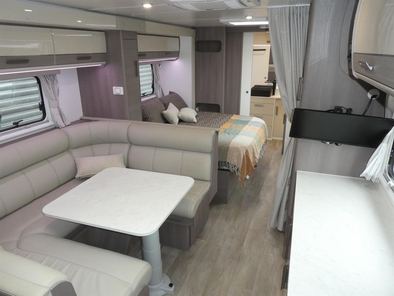 511798ea-4bc3-48e6-9866-ccfbf756cc1d-8