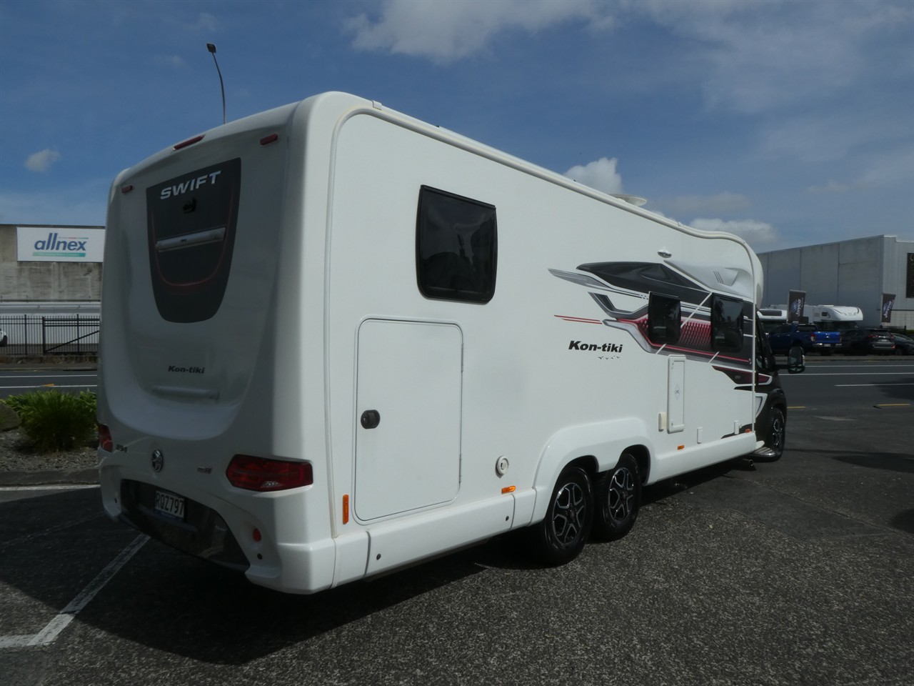 55c88997-9fd5-4cf7-b234-9769ecc1cacf-3