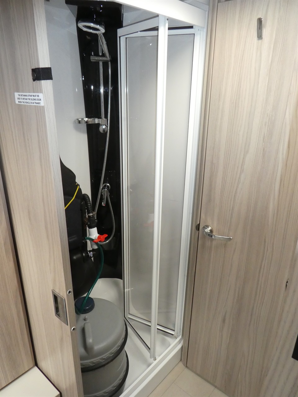 7c41c609-1438-44c0-82a4-1fe002c95f79-6