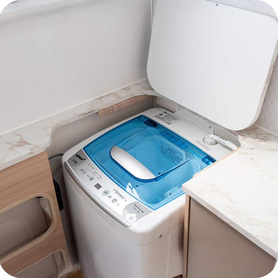 Convenient built-in 3.3kg 240V washing machine