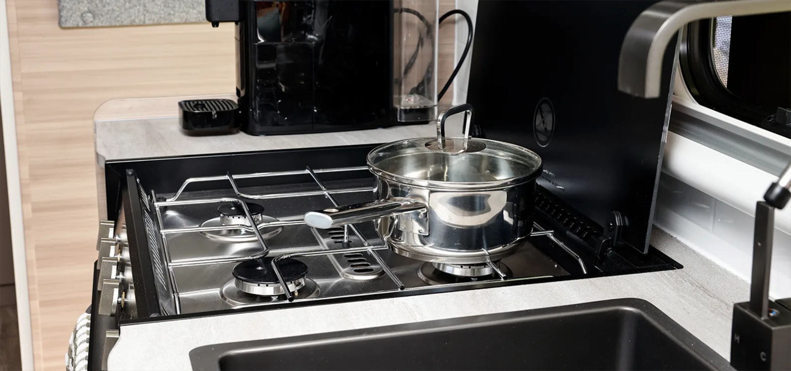 Discovery-InternalCooktop-sm-1739750710
