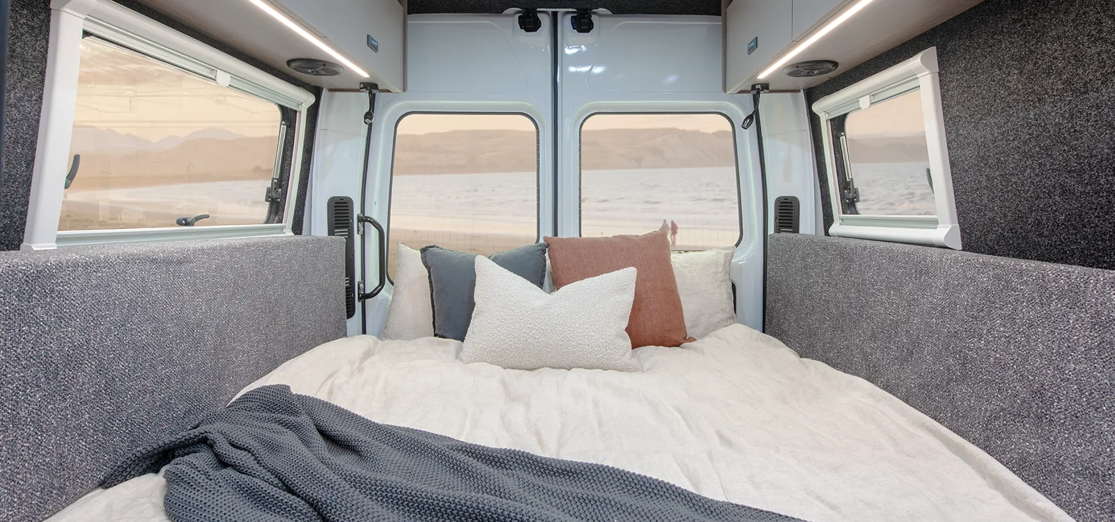 JRV-Internal_Bed-sm-1747979990