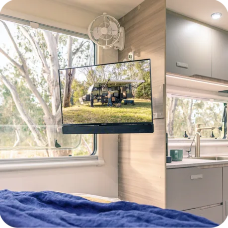27” 12v Smart TV including Soundbar