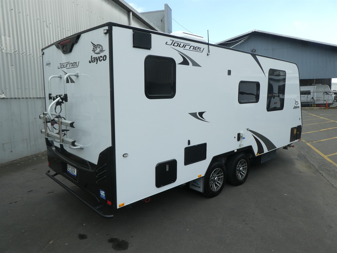 b9004a9d-fcad-4ffe-887d-70090e8bcfd8-3