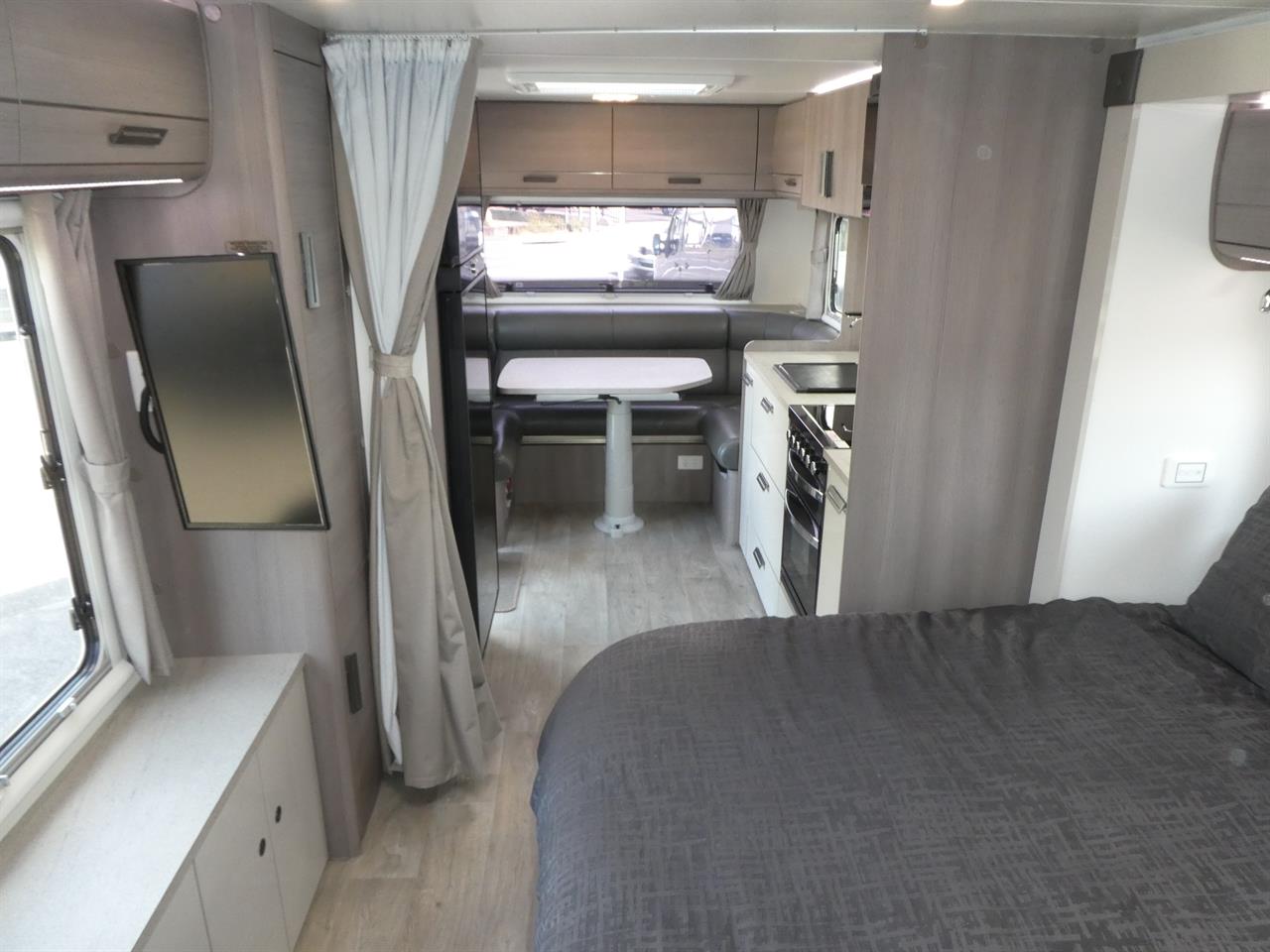 cce696a6-ff1e-446e-a9e9-06951e188e8d-12