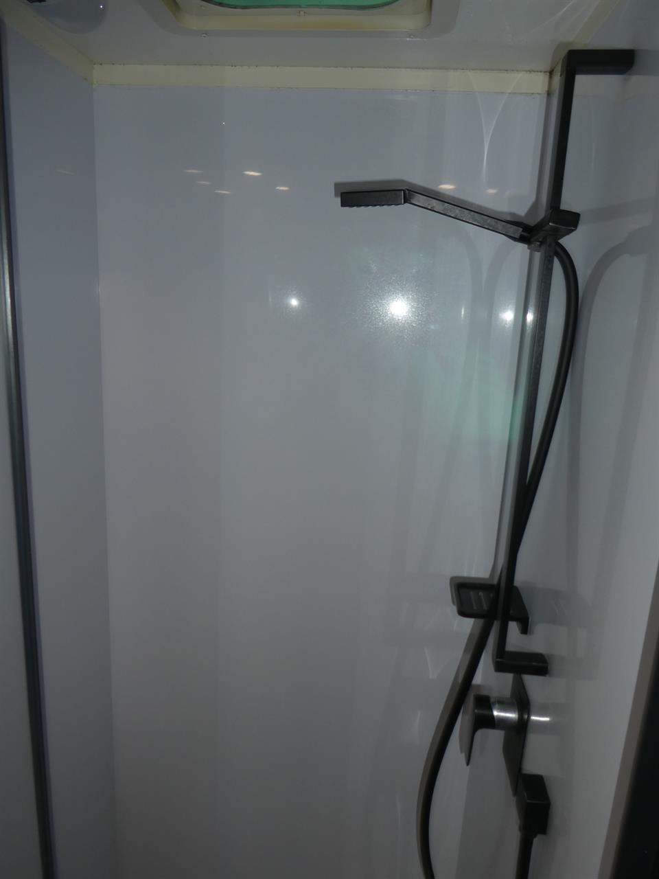 cce696a6-ff1e-446e-a9e9-06951e188e8d-14