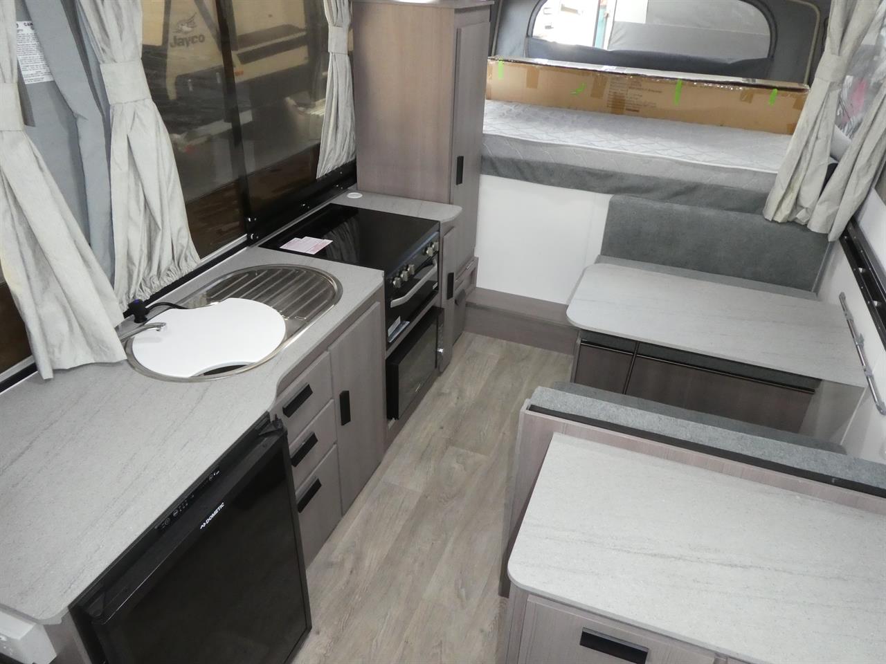 d8cb7f45-a61f-434b-88c3-879113d0005d-8